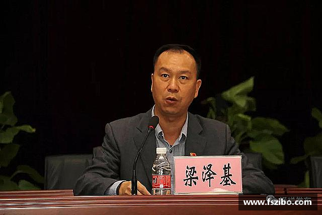 认识赏金女王模拟器(无限金币)